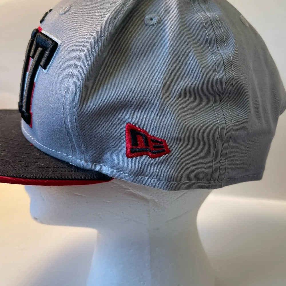 New Era Hardwood Classic Miami Heat SnapBack - Picture 2 of 5